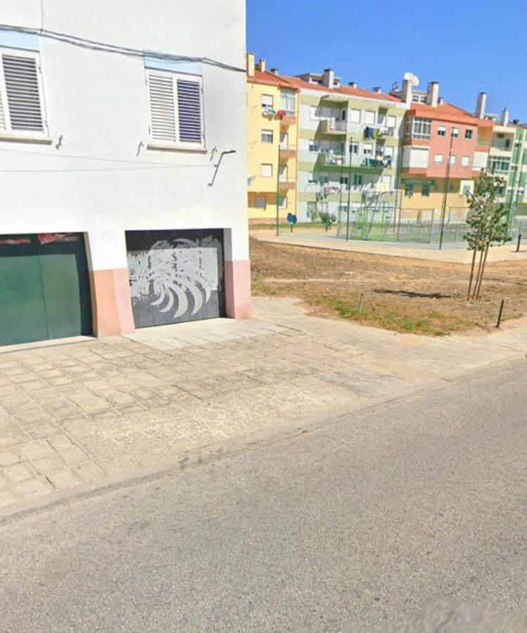 Apartamento Apartamento Remodelado No Seixal Seixal  Exterior foto